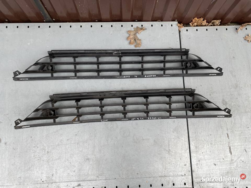 VOLVO XC60 LIFT KRATKA ŚRODKOWA ZDERZAKA zderzaki Kozubszczyzna