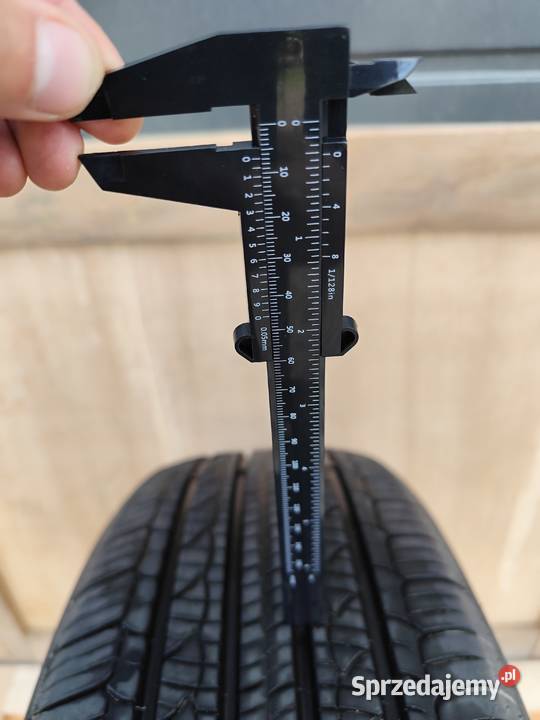 Opona Całoroczna Nexen NPriz AH8 22560 R18 Stan