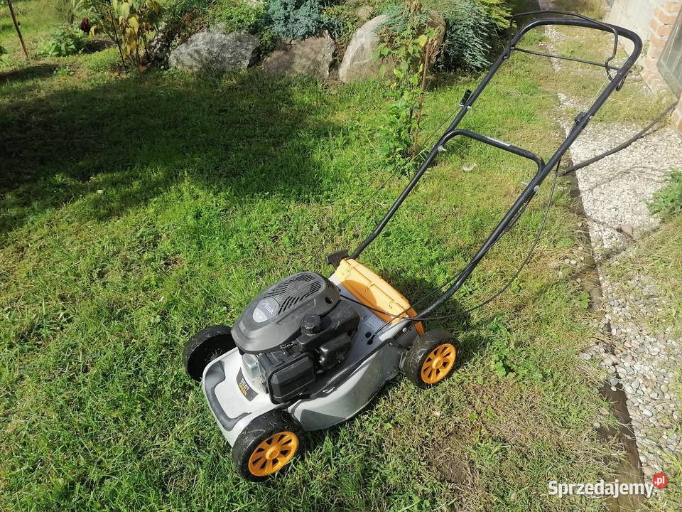 Kosiarka spalinowa Stiga z napędem w stanie Rylsk Duży sprzedam