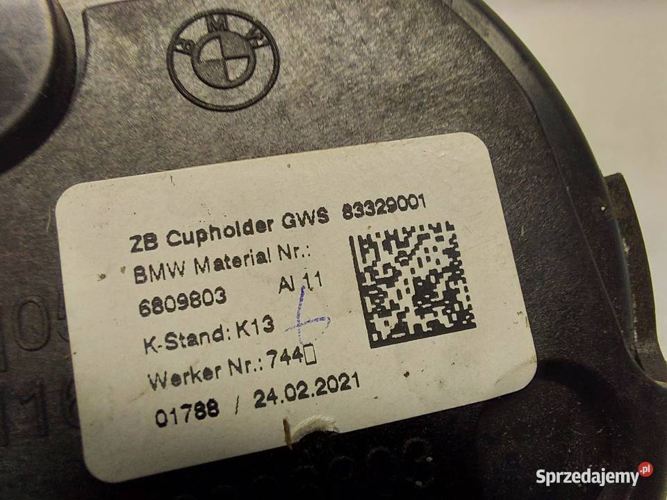 BMW G23 G22 M440i Cabrio Uchwyt na kubki