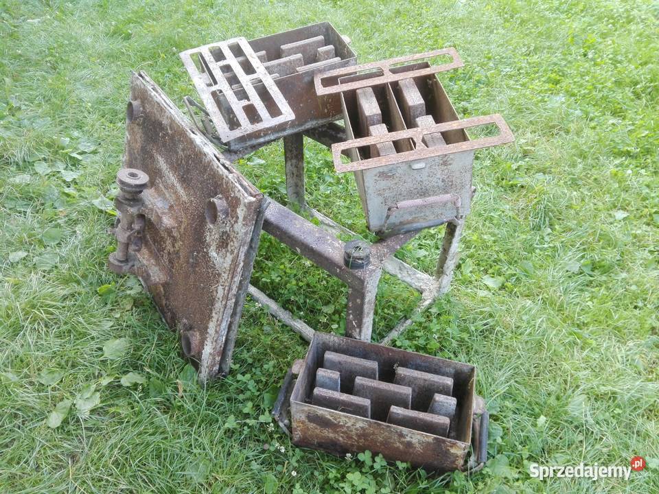 Formy na Pustaki Odrzywół