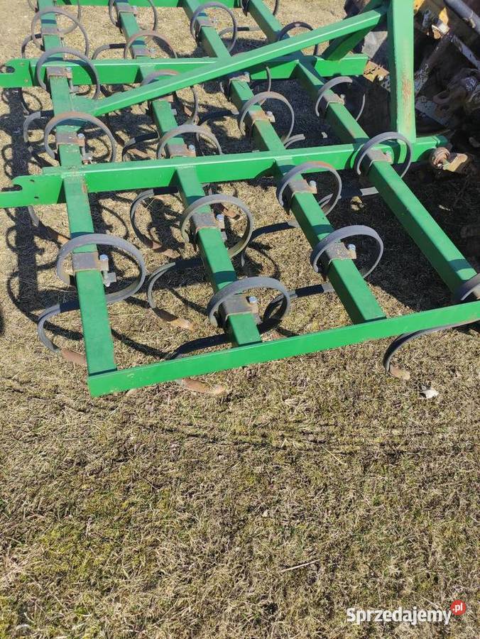Sprzedam kultywator 21 m Pacanów