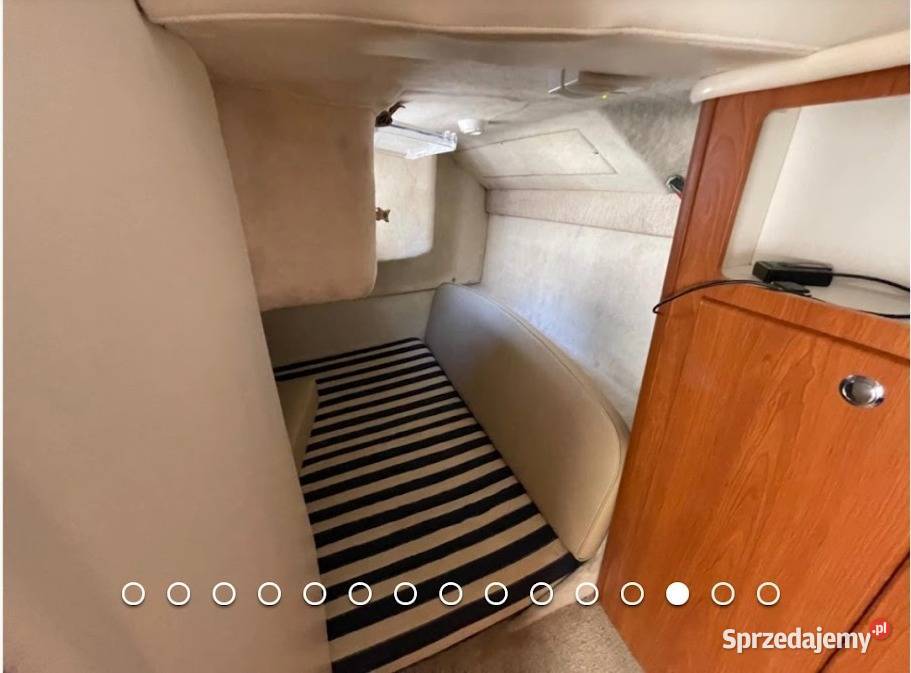 Jacht Bayliner 285 z pojedynczym silnikiem Białystok