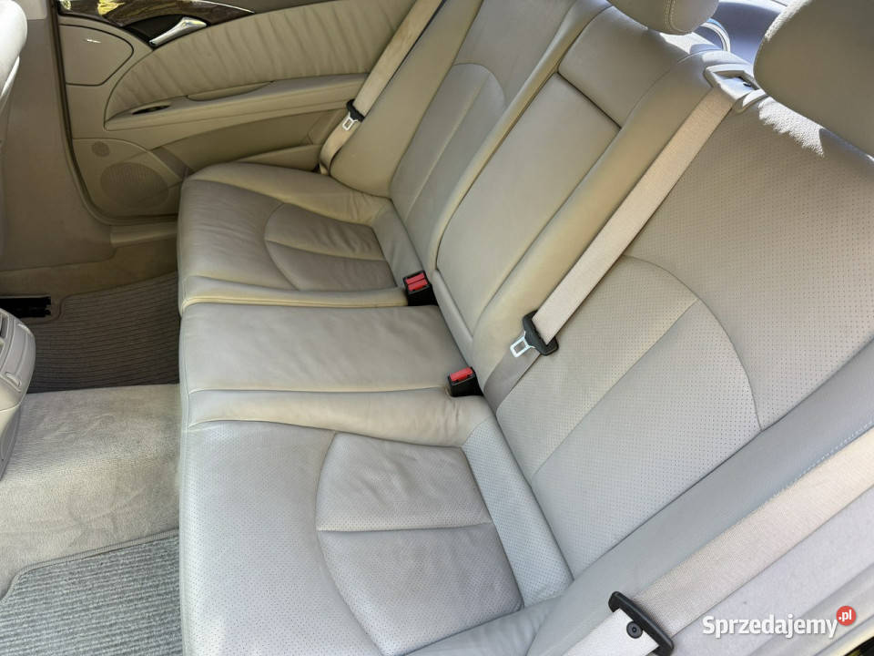 Mercedes E 200 Nowy rozrząd zadbana 100 wspomaganie kierownicy Mercedes-Benz Poznań