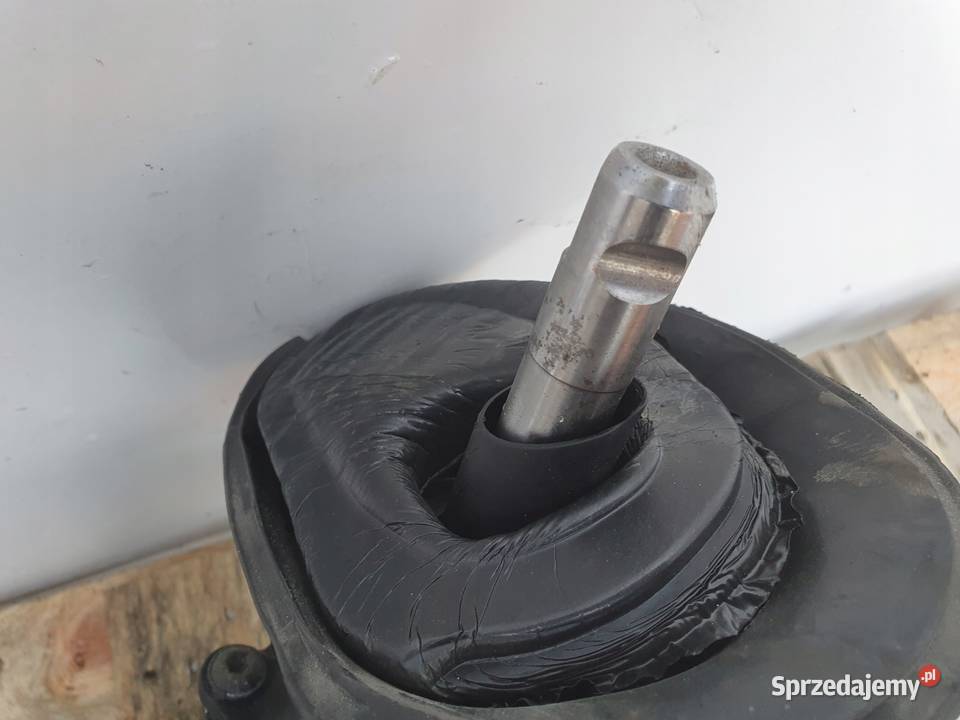 Volvo V40 II MAGLOWNICA przekładnia kierownicza
