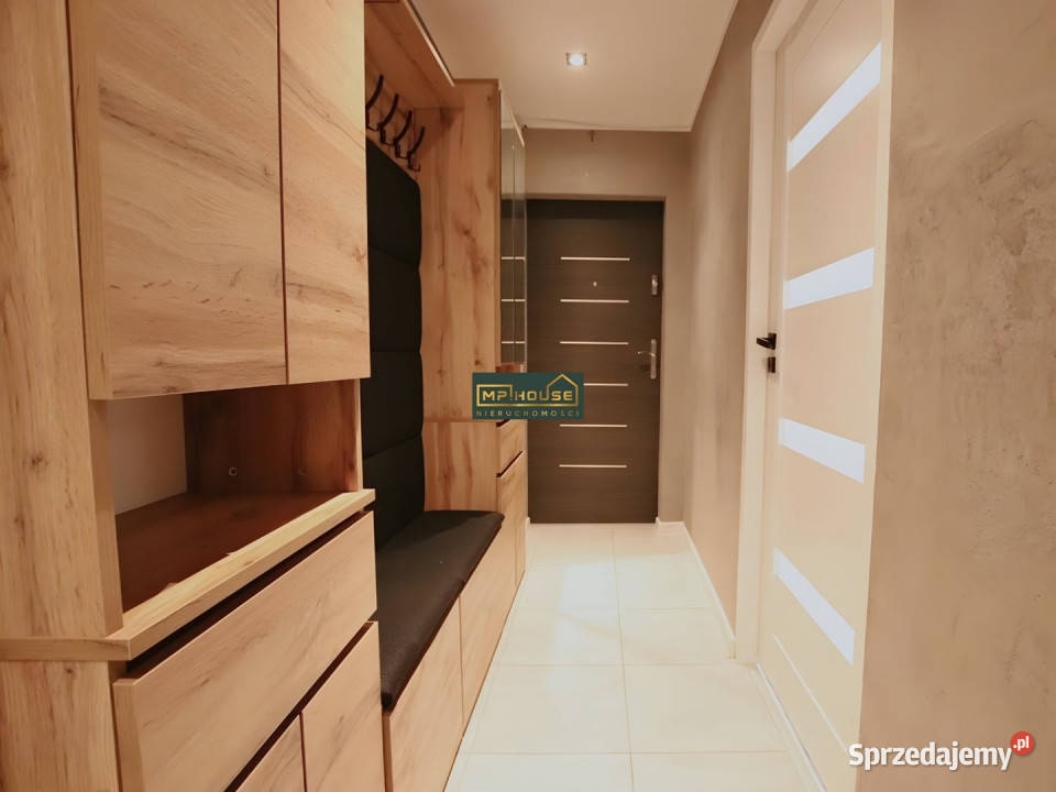 Mieszkanie 646m2 3 pokoje Wałbrzych