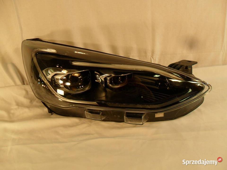 REFLEKTOR PRZÓD STRONA PRAWA FORD FOCUS osobowe Motoryzacja Nowy Tomyśl