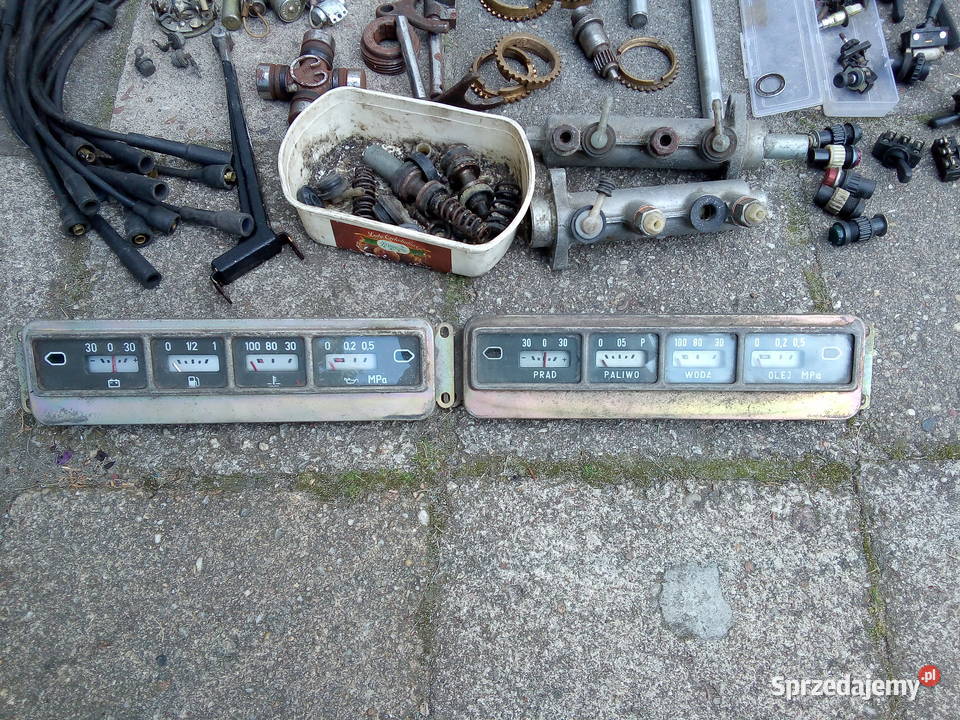 Przełącznik i inne części Zuk Poznań