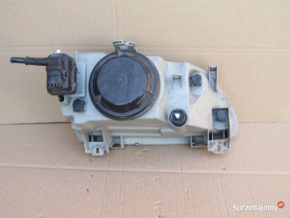 LAMPA PRZEDNIA LEWAPRAWA RENAULT MEGANE ISCENIC Części samochodowe Mysłaków sprzedam