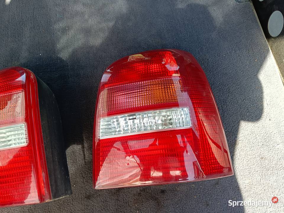 Lampy Tył Prawa Lewa Audi A4 B5 Avant a36 Myszków