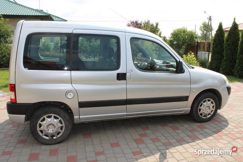 Citroen Berlingo 16 HDI z klimatyzcją kupiony w polskim salonie Turek