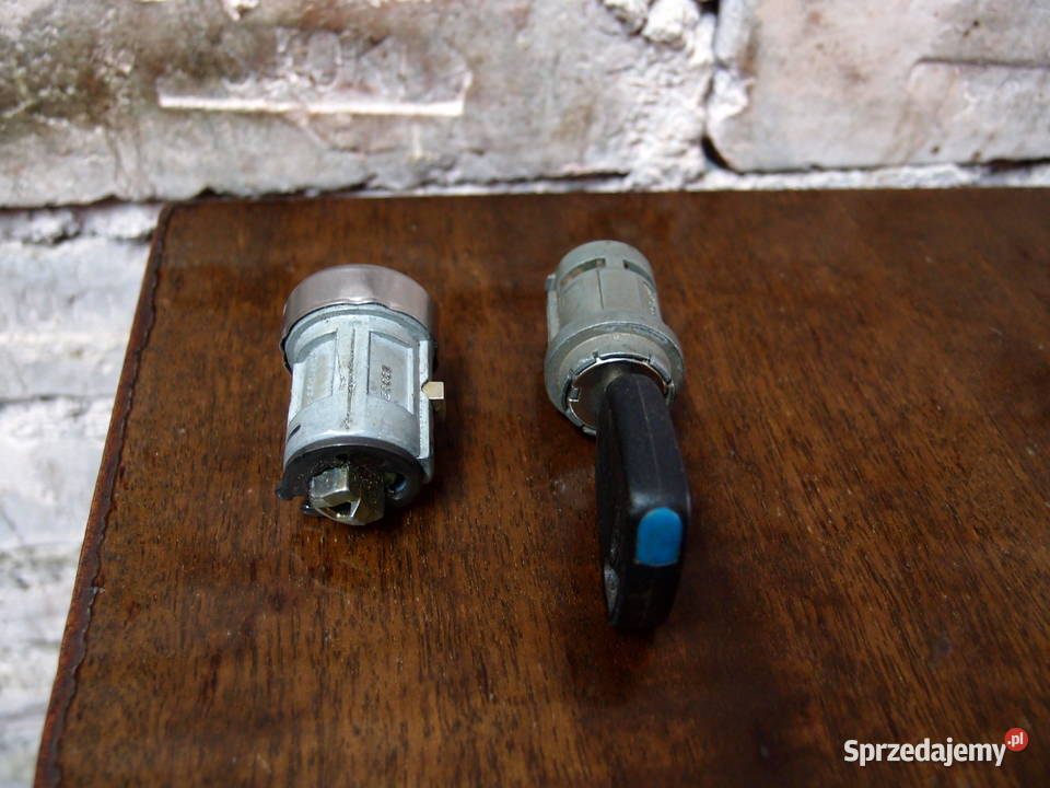 wkładka drzwi L i wkładka stacyjki Ford Focus Łódź