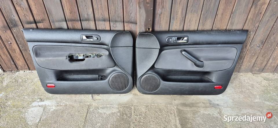 Boczki drzwi przód przednie Vw Golf 4 Bora Jetta Tapicerki samochodowe pomorskie Słupsk