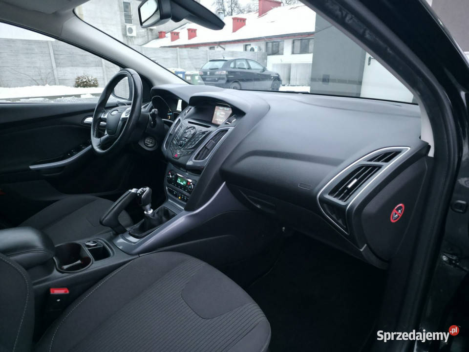 Ford Focus 16 Benzyna Serwisowany Gwarancja immobilizer Piekoszów