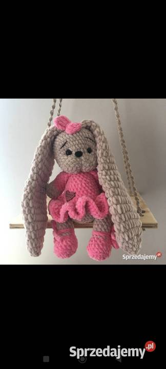 Króliczek przytulanka na szydełku miękka