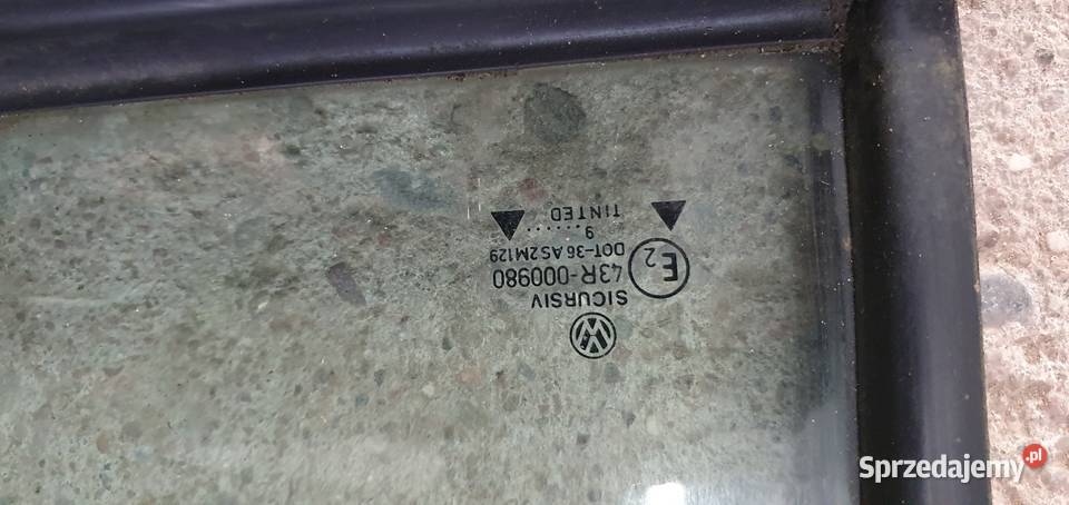 Golf 4 kombi szyba drzwi tylnych prawych Słupsk