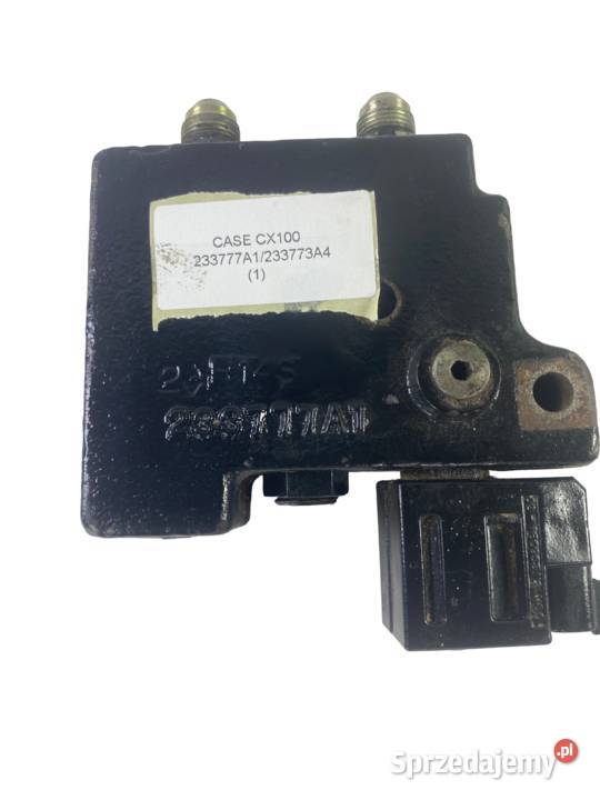 DYSTRYBUTOR BLOK ZAWORÓW 233777A1 233773A4 CASE Kielce sprzedam