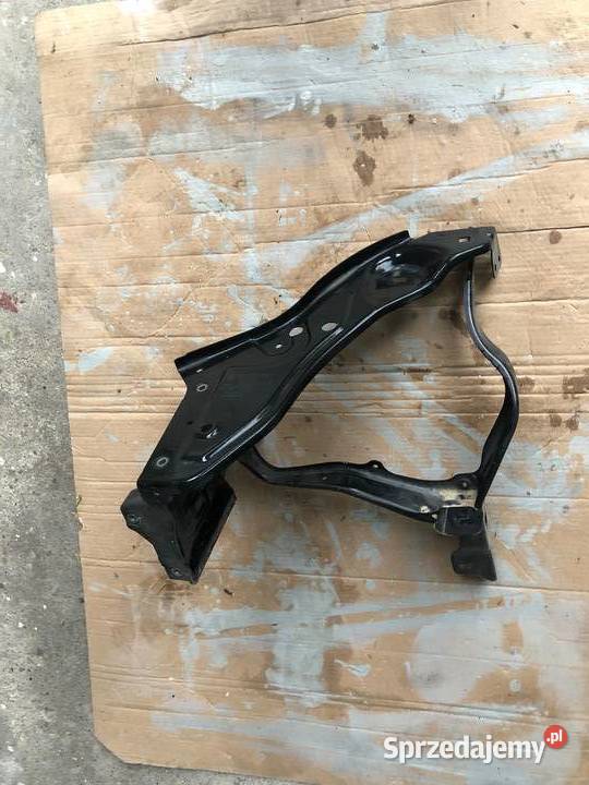 OKULAR WZMOCNIENIE PASA LEWY MERCEDES