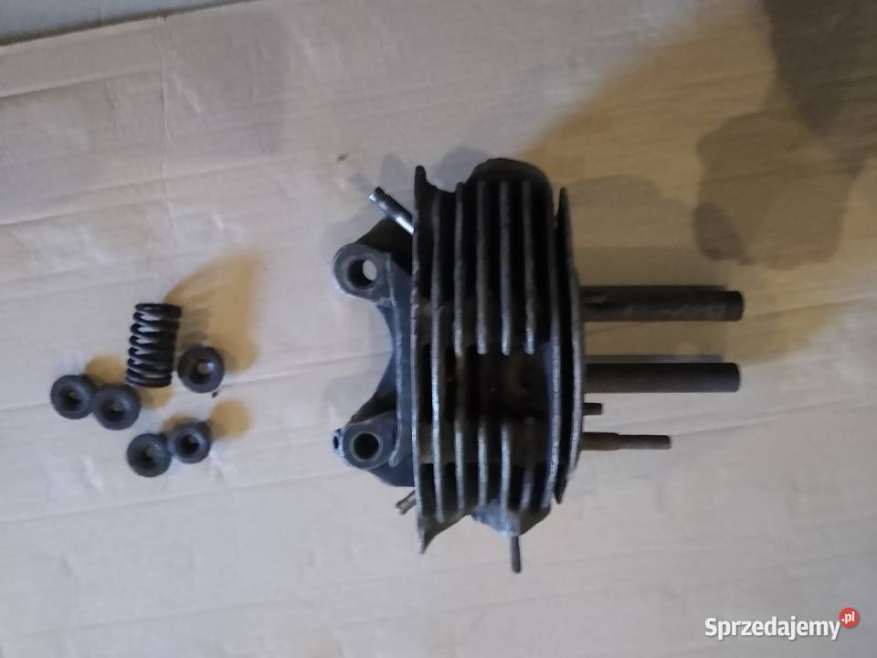 BMW r35 EMW 350 głowica pozostałość Cylindry, głowice, pierścienie Kruszwica