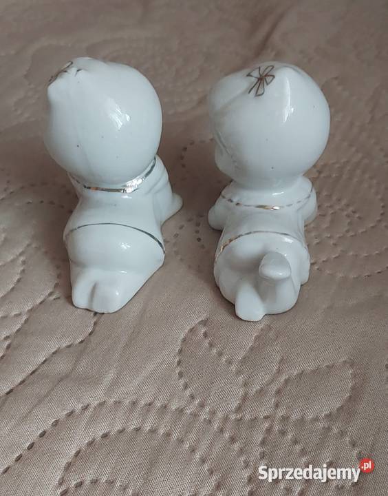 Dwie miniaturowe figurki dzieci kolekcjonerskie