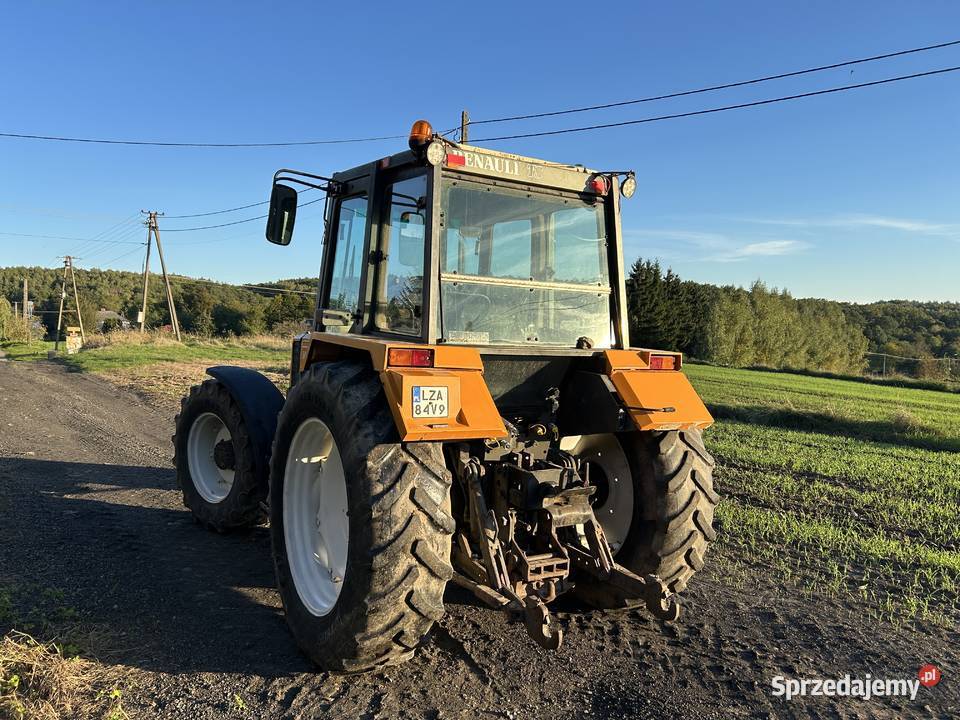 Ciagnik Rolniczy Renault 10654 Wólka Tuczępska sprzedam