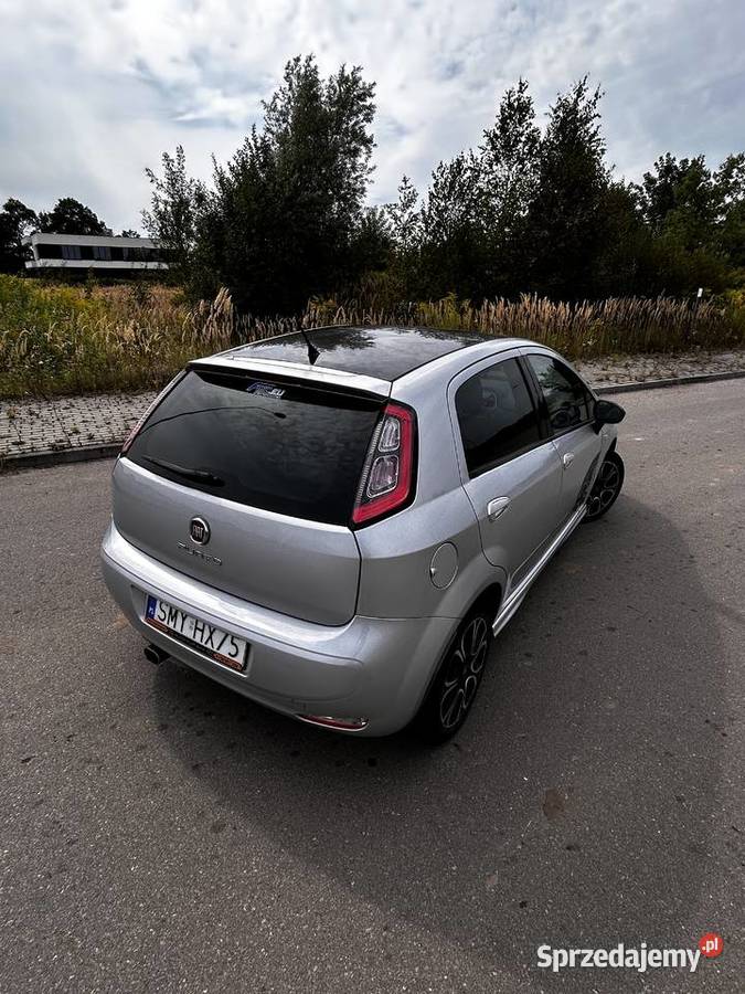 FIAT PUNTO 12 8v 69 2013r manualna