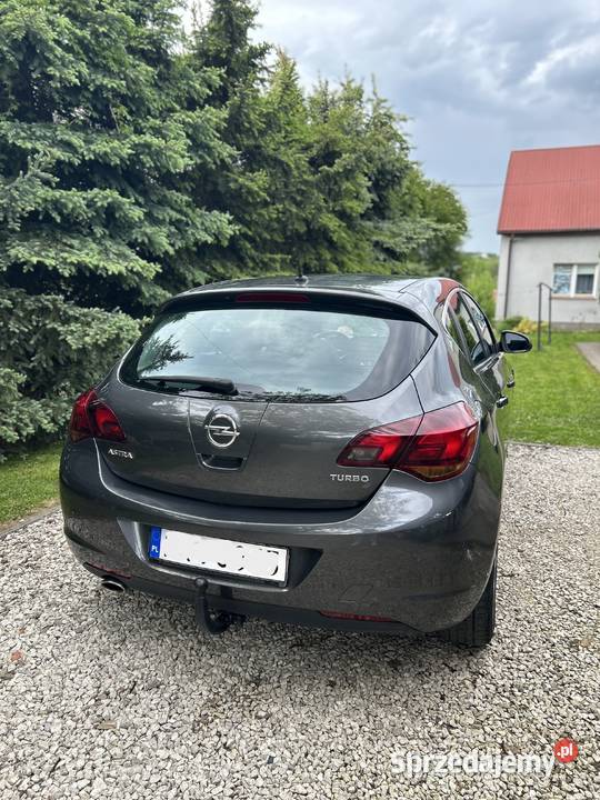 Opel Astra Opel Astra J 14 turbo 140 Krosno sprzedam