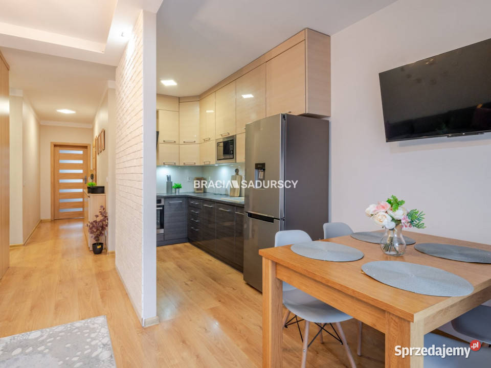 Mieszkanie 4637m2 2 pokoje Kraków Chełmońskiego parter Mieszkania