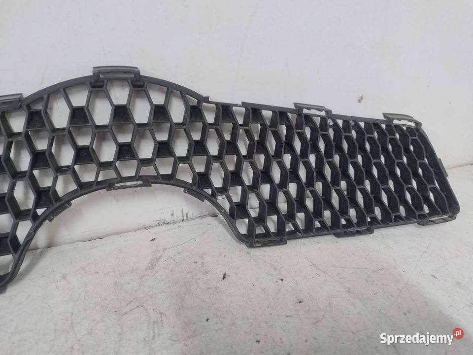 KRATKA ZDERZAKA PRZÓD TOYOTA YARIS II sprzedam