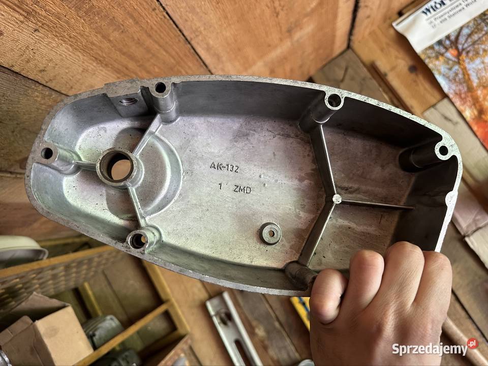 Pokrywa sprzęgła wsk 175 ZMD nowa Stalowa Wola sprzedam