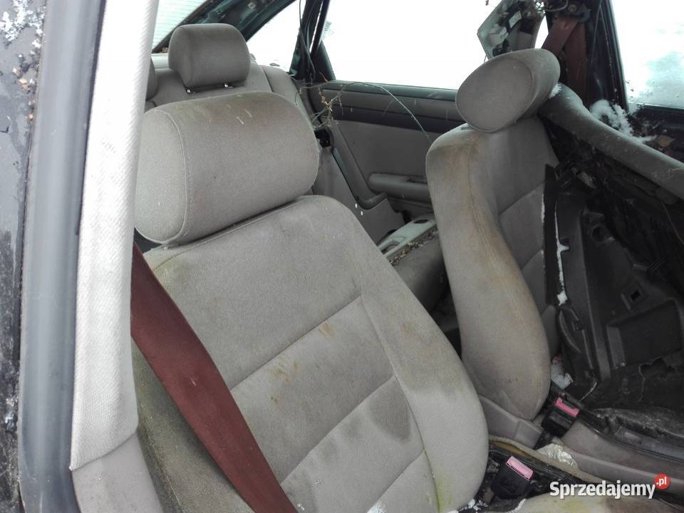 PODSUFITKA AUDI A6 C5 SZARA Wyposażenie wnętrza Rzeszów sprzedam
