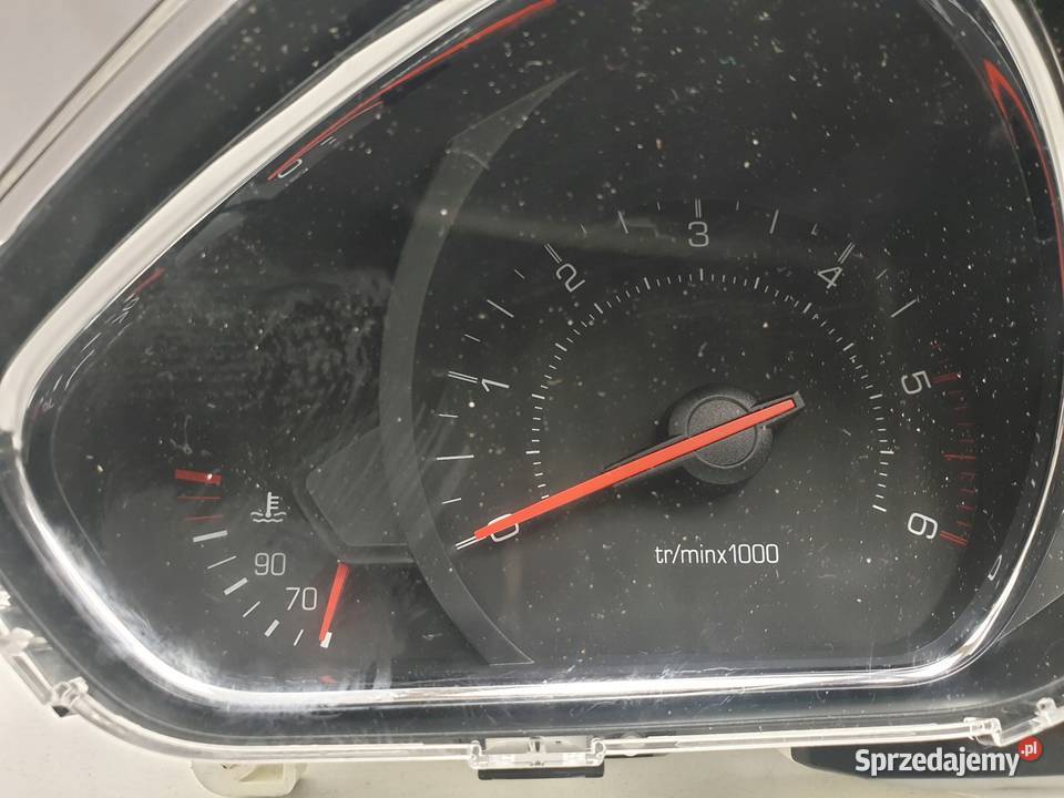 Peugeot 208 16 HDI LICZNIK ZEGARY 9674643080 Rudka