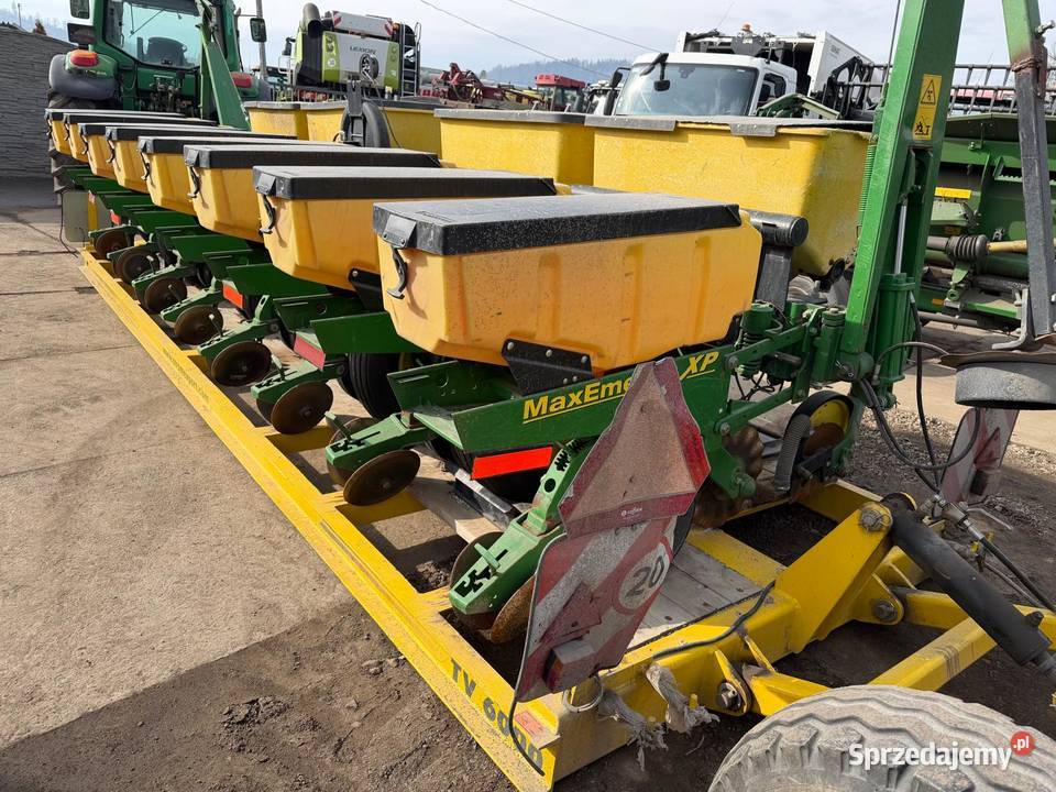 Siewnik zbożowy John Deere 740A Nowa Ruda