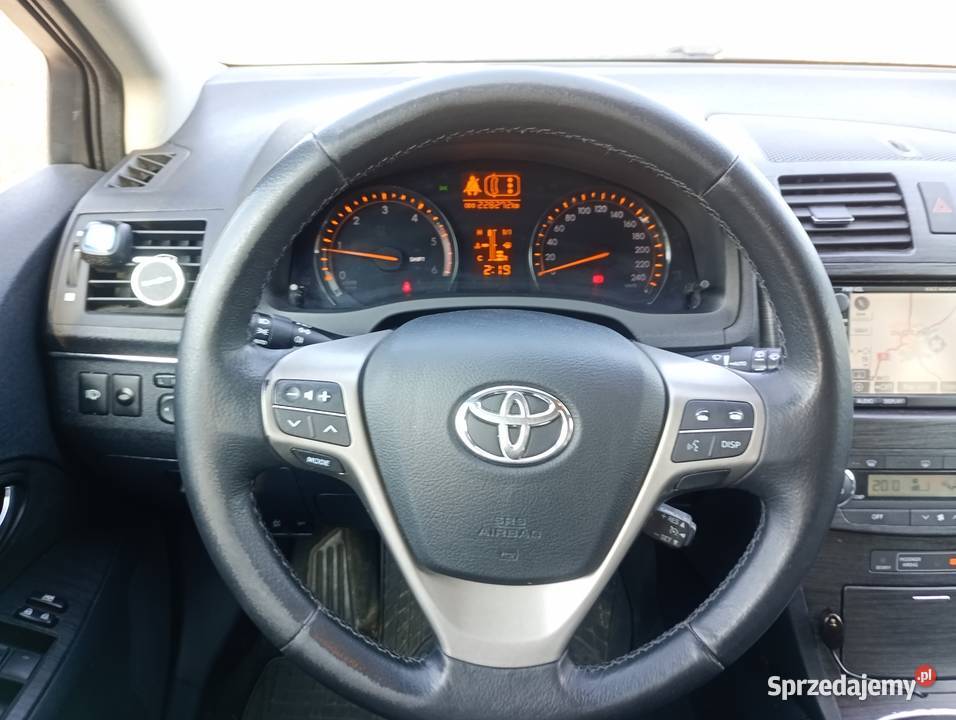 Toyota Avensis t27 salon polska nieuszkodzony Olsztyn