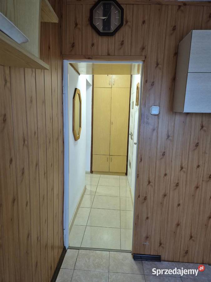 Mieszkanie 2 pokoje Gołębiow I piwnica Radom