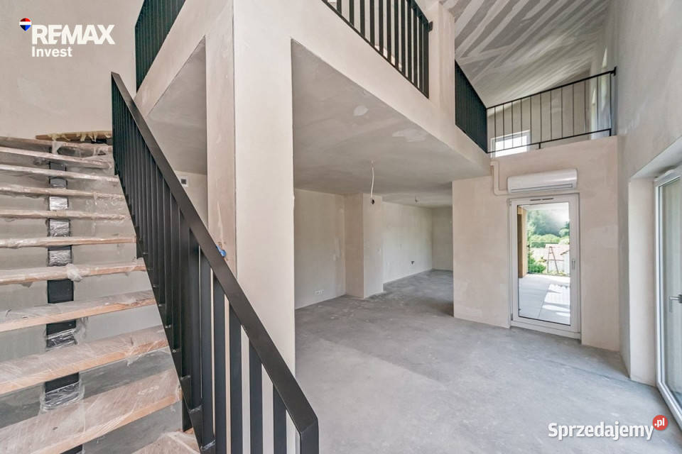 Duże mieszkanie z balkonem antresolą i loggią balkon śląskie Buczkowice