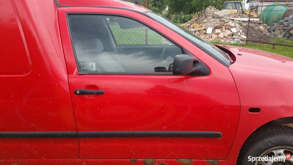 VW Caddy na części Tanio czerwony