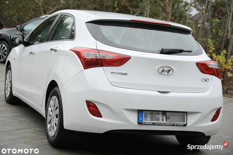 HYUNDAI i30 LIFT 14 Benzyna 100 DOHC Z Niemiec światła LED świętokrzyskie Niwy