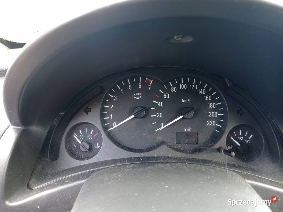 Opel Corsa C 10 43 kW 2002 r dawca części