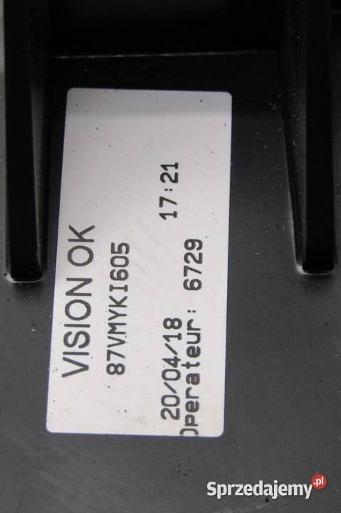 SKRZYNKA BEZPIECZNIKÓW 12 TURBO OPEL CROSSLAND X