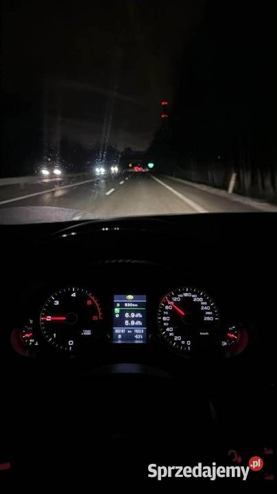 Audi Q5 z roku 2011 Quatro 20 Diesle Faktura manualna Zamość