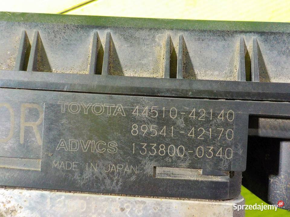 TOYOTA RAV4 III 20 VVTI pompa ABS 4451042140 mazowieckie Suków