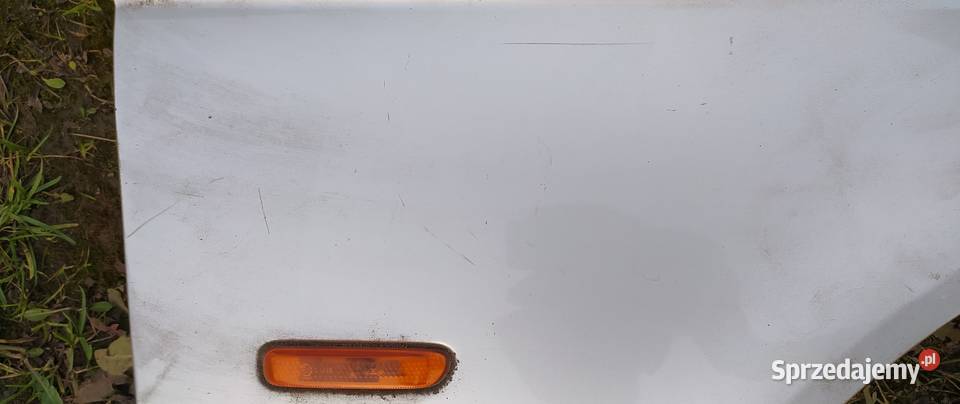 Błotnik prawy przód BMW E46 przed lift Sandomierz