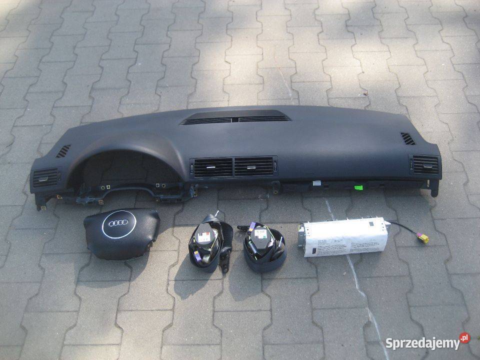audi a4 b6 małysz 0104r deska rozdzielcza osobowe Rakoniewice sprzedam
