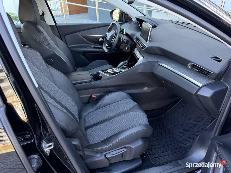 Peugeot 3008 15 diesel 130 automat ALLURE salon