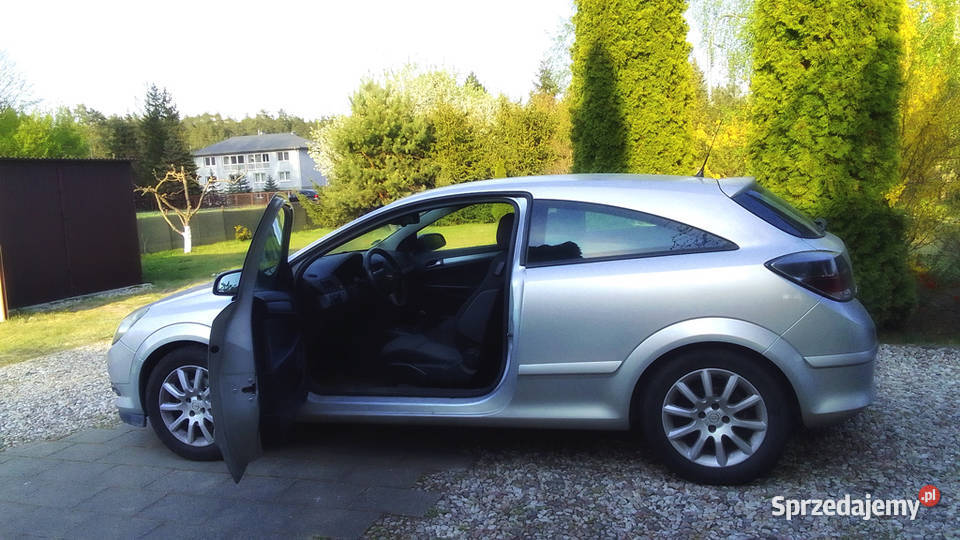 Opel Astra H GTC 16 Kadzidło