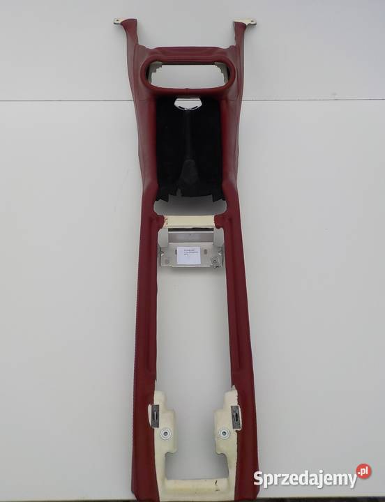 TUNEL ŚRODKOWY FERRARI CALIFORNIA F149 osobowe Nowy Tomyśl