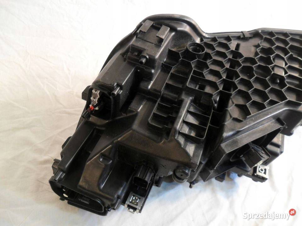 Reflektor Przód strona lewa Audi Q4 etron Nowy Tomyśl sprzedam