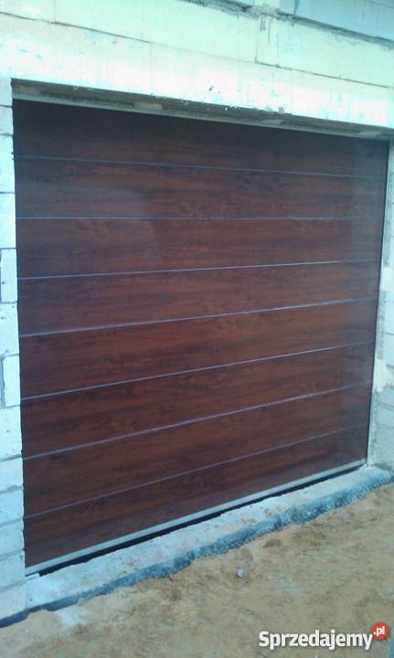 Montaż bram garażowych HormanWiśniowskiinne Nowa Karczma