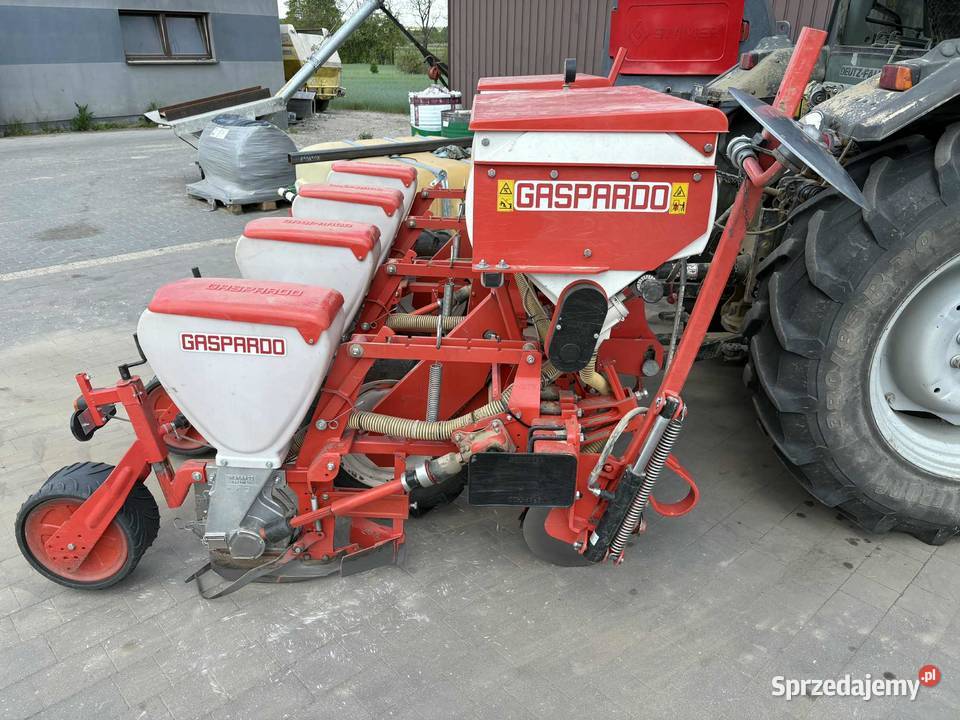 Siewnik gaspardo 4 rzedowy Stefanowo
